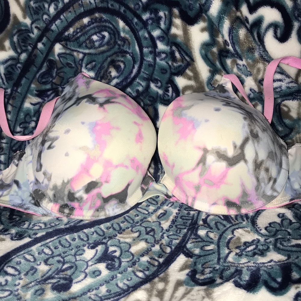 VS PINK Wear Everywhere Push-Up Bra